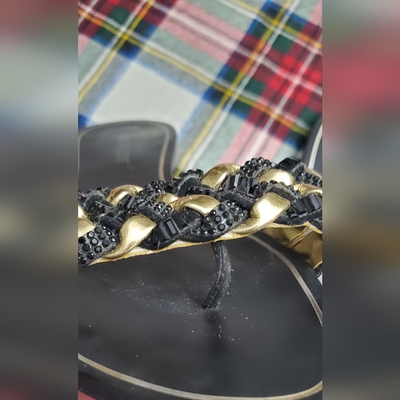SZ 11 RACHEL ZOE BLACK AND GOLD FLAT THONG SANDALS - Picture 4 of 5